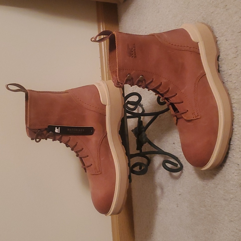 SOREL Lace Up Boots